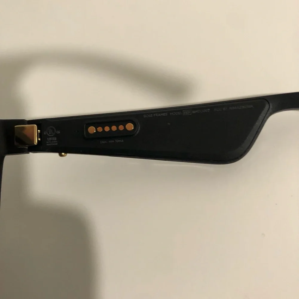 NEW - Bose Frames Alto S/M - Bluetooth Audio Sunglasses